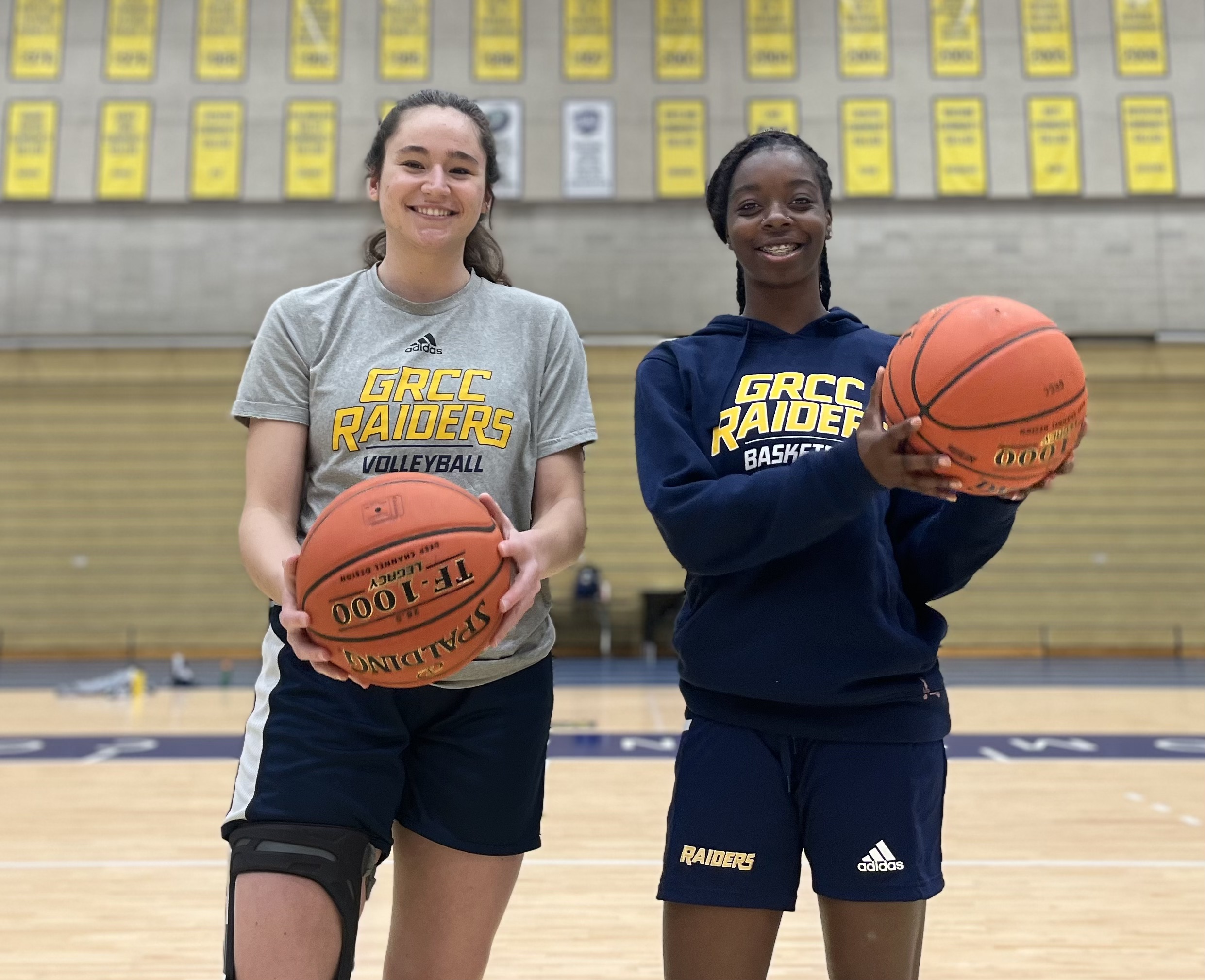 het laatste zonlicht Vervagen Loud and proud: Official GRCC Raiders athletic apparel available for  limited time through online store | Grand Rapids Community College