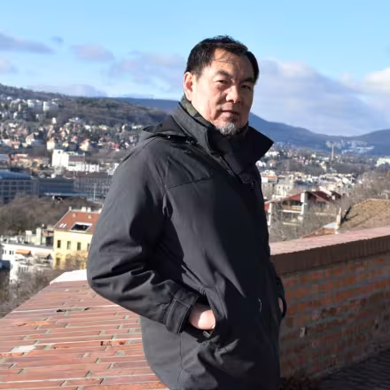 Yan Bai