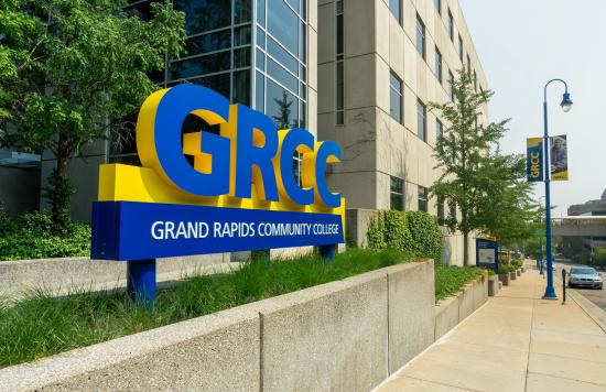 GRCC sign outside the Science building