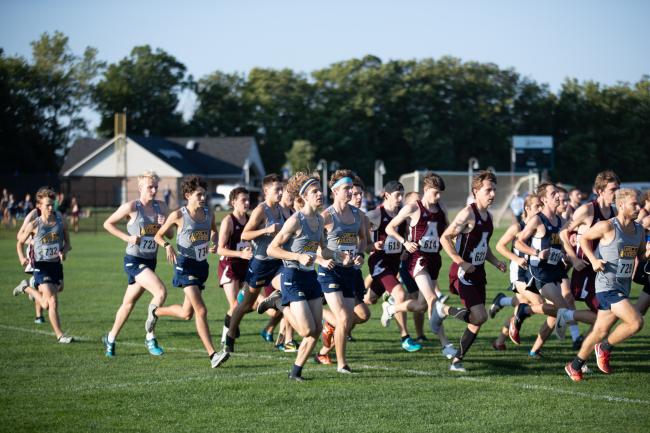 GRCC cross country runners in the pack at Calvin University. 