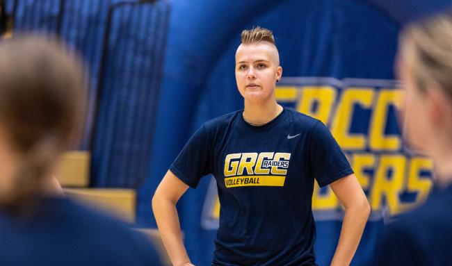 Alena Visnovsky preparing for a game.