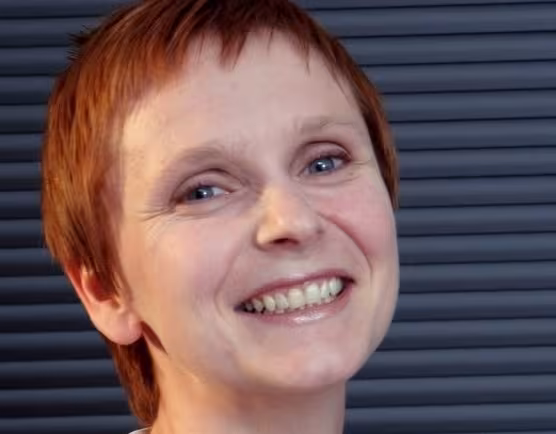 Amanda Colegrove headshot.