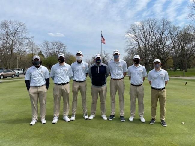 Golf team posing after winning the Jackson meet.