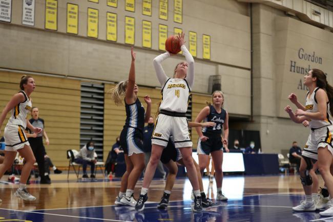 Grace Lodes ready to shoot.