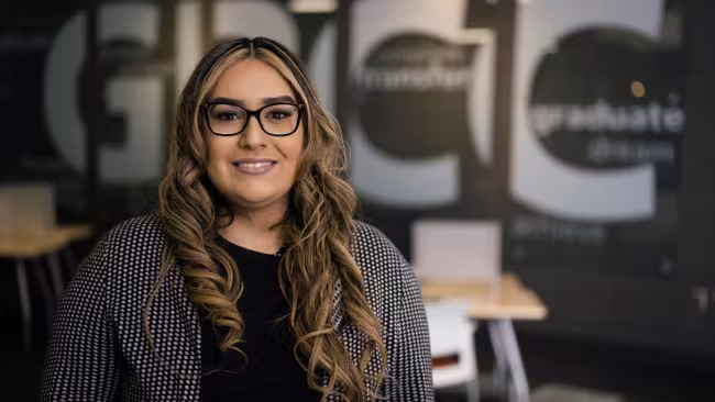 Portrait of Jaqueline Araiza.