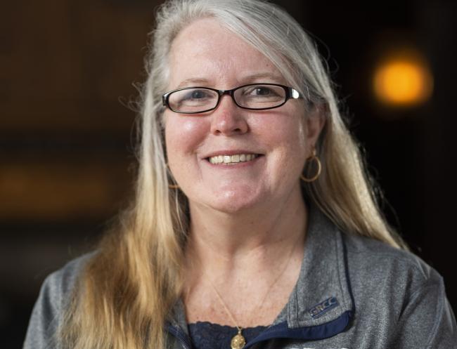 Portrait of Lynnae Selburg.