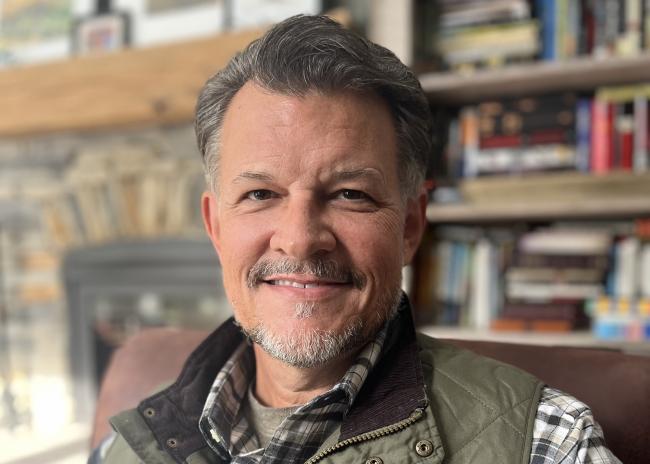 Portrait of Michael Pearson.