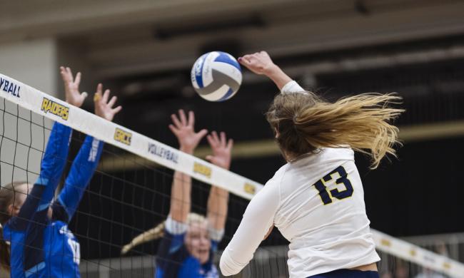 Rylee VanPatten in action at the net.