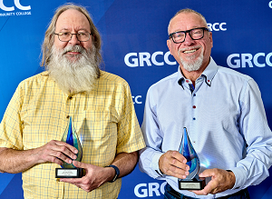 Robert Cebelak and Robert Long, 2021 Armen Oumedian Consecutive Giving Award recipients