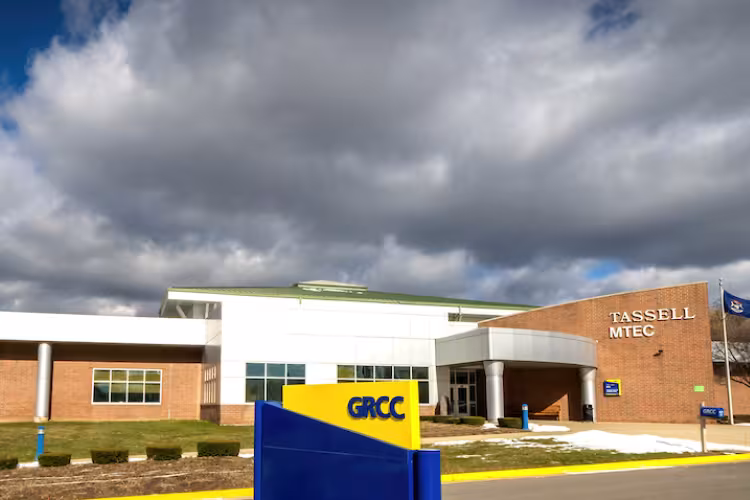 A view from outside of GRCC's Leslie E. Tassell MTEC building.