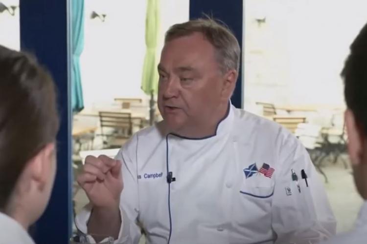 Chef Angus Campbell speaks with former students.