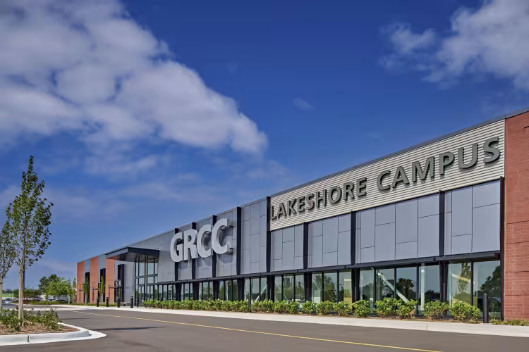 The exterior of the GRCC Lakeshore Campus.