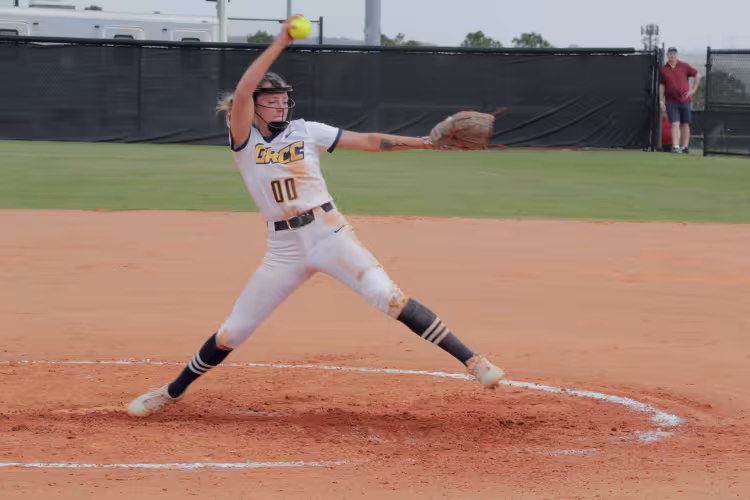 Izzy Regner on the mound.