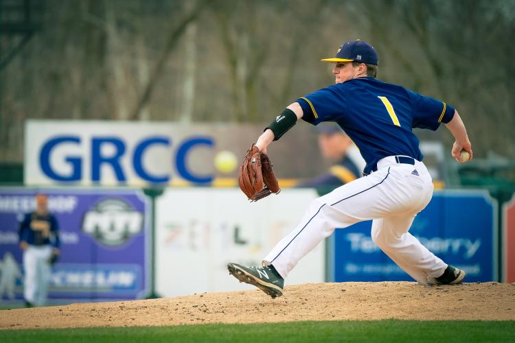GRCC pitcher Riley Hawkins pitching. 