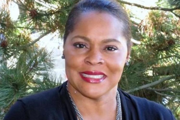 Portrait of Robin Selmon.