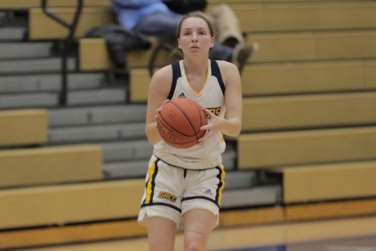 Marleen Bussler preparing to shoot.