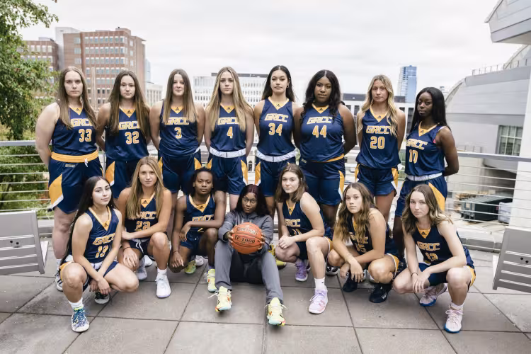 Team photo of the women basketball players.