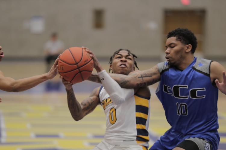 Danyel Bibbs getting blocked.