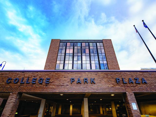 College Park Plaza